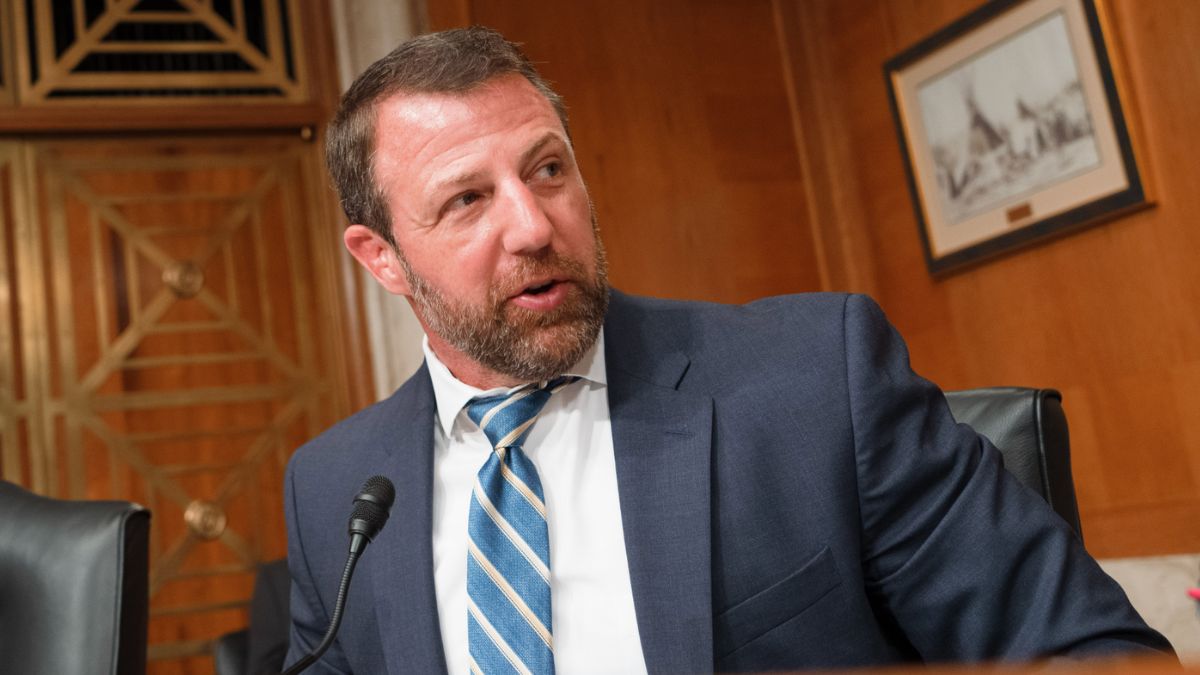 Mullin Grilled Over Stolen Valor Claims at DHS Hearing